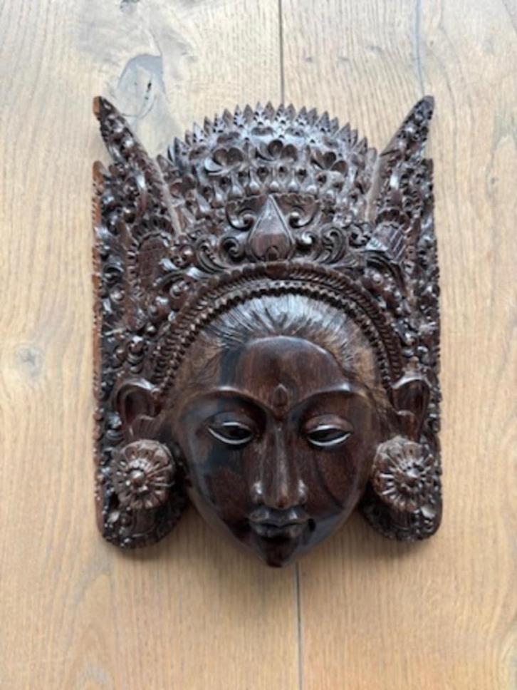 Handgesneden houten wandmasker uit Bali – uniek houtsnijwerk, Antiek en Kunst, Kunst | Beelden en Houtsnijwerken, Ophalen of Verzenden