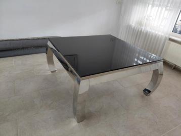 mooi salontafel 120120 cm. 60cm.hoog beschikbaar voor biedingen