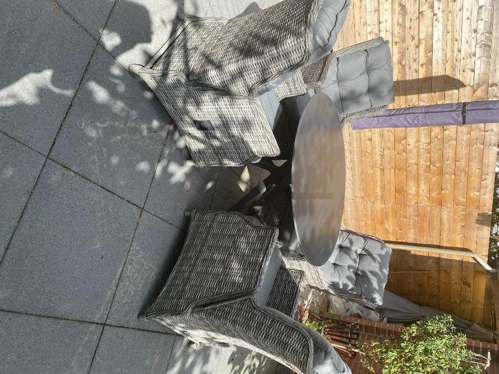 Tuinset met ronde tafel 110 cm en 4 stoelen, Tuin en Terras, Tuinsets en Loungesets, Zo goed als nieuw, Tuinset, Overige materialen
