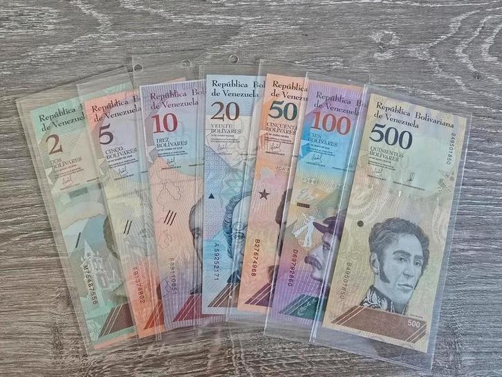 Venezuela Bankbiljetten Set - UNC Kwaliteit, Postzegels en Munten, Bankbiljetten | Nederland, Setje, Ophalen of Verzenden