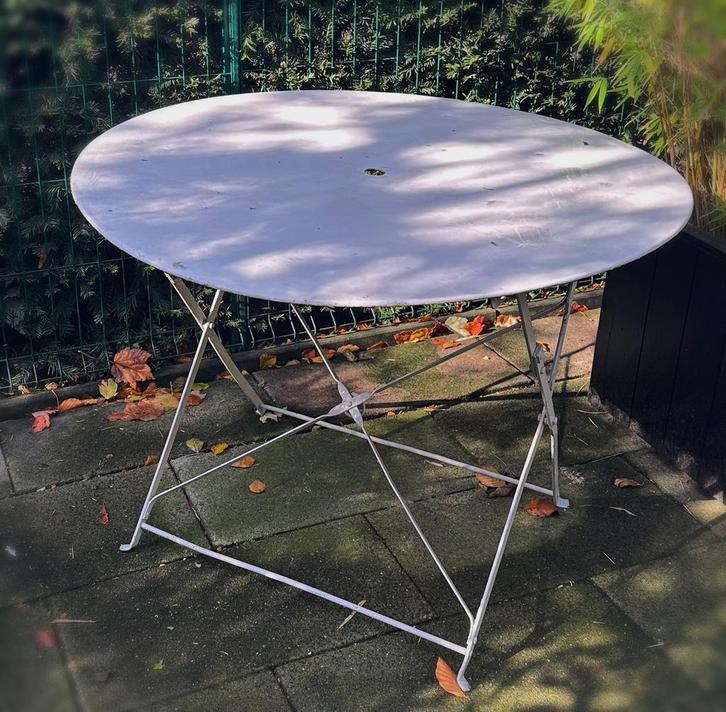 Oude antieke franse tuintafel tafel tuin brocante ijzer, Antiek en Kunst, Curiosa en Brocante, Ophalen