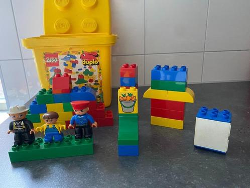 Lego 1751 Duplo emmer met 3 poppetjes en koelkast, Kinderen en Baby's, Speelgoed | Duplo en Lego, Gebruikt, Duplo, Losse stenen