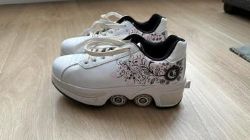 Rolschaats schoenen maat 37 - z.g.a.n. beschikbaar voor biedingen