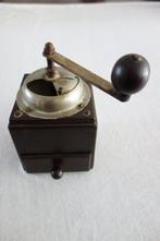 Handkoffiemolen antiek, Antiek en Kunst, Ophalen of Verzenden