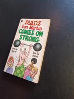 MAD's Don Martin Comes On Strong - Stripboek, Boeken, Stripboeken, Eén stripboek, Ophalen of Verzenden, Gelezen, Don Martin, Dick De Bartolo