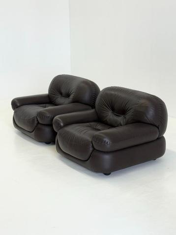 Donkerbruin leren Sapporo Fauteuil voor Mobil Girgi beschikbaar voor biedingen