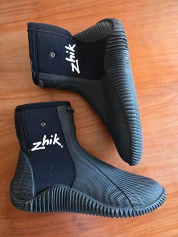 Zhik Zeil-/Surfschoenen beschikbaar voor biedingen