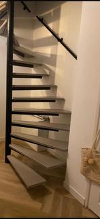 Wenteltrap ijzer+hardhout h.2.80 m. geen leuning verstelbaar, Doe-het-zelf en Verbouw, Ophalen, Gebruikt, Trap, 2 tot 4 meter