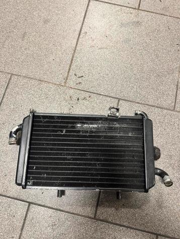 Hexagon radiateur + koelslangen beschikbaar voor biedingen