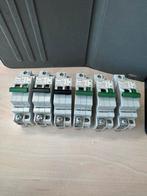 Holec installatieautomaat L16A 240V groep (1.1), Ophalen of Verzenden, Gebruikt