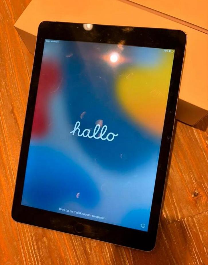 Apple iPad Air 2 + cellular 4g-5g(ipad,tablet), Computers en Software, Apple iPads, Zo goed als nieuw, 10 inch, 32 GB, Ophalen