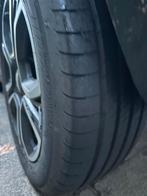 Zo goed als nieuwe Goodyear EfficientGrip Performance 2, Ophalen, 18 inch, Band(en), Personenwagen