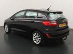 Ford Fiesta EcoBoost 95pk Titanium | Trekhaak | Winterpack |, Auto's, Ford, Voorwielaandrijving, Stof, Gebruikt, 1064 kg