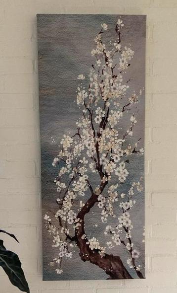 Leuk schilderij met bloesemtak beschikbaar voor biedingen