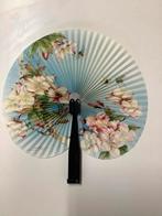 Chinese waaier met bloemen, Ophalen of Verzenden, Gebruikt
