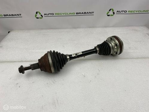Aandrijfas linksvoor Volkswagen Audi Skoda Seat 5N0407763G, Auto-onderdelen, Remmen en Aandrijving, Volkswagen, Gebruikt, Ophalen of Verzenden