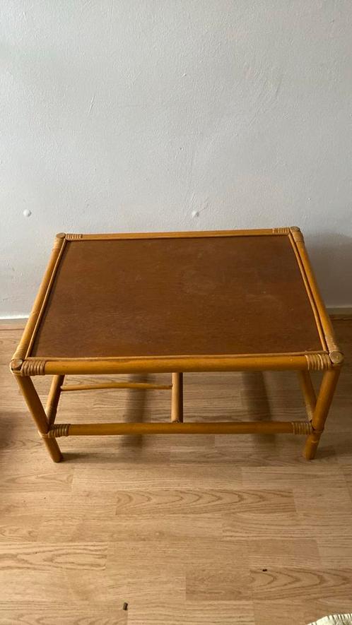 Vitage salontafel, Huis en Inrichting, Tafels | Salontafels, Zo goed als nieuw, Minder dan 50 cm, 50 tot 100 cm, Rond, Ophalen