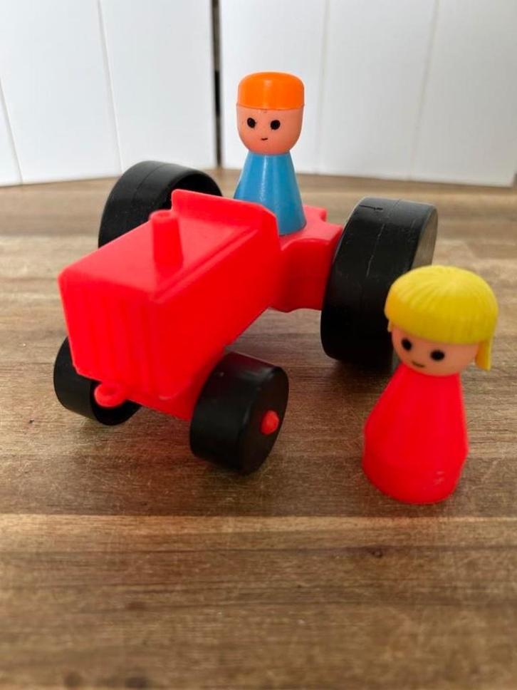Tractor met 2 poppetjes, Kinderen en Baby's, Speelgoed | Babyspeelgoed, Zo goed als nieuw, Auto, Met wieltjes, Ophalen of Verzenden