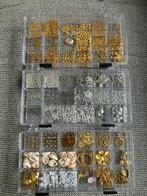 Drie bakjes onderdelen en kralen, Hobby en Vrije tijd, Kralen en Sieraden maken, Ophalen