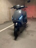 Zip 4 takt, Fietsen en Brommers, Scooters | Piaggio, Ophalen of Verzenden, Zo goed als nieuw, Zip