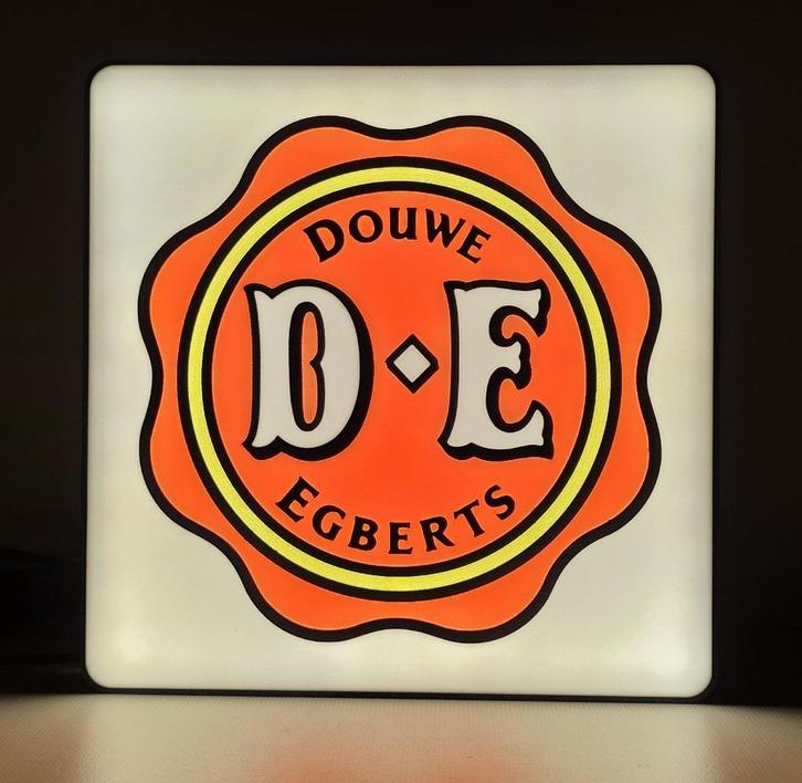 Douwe Egberts LED Lampje – Voor de echte koffieliefhebber!, Huis en Inrichting, Lampen | Tafellampen, Nieuw, Minder dan 50 cm