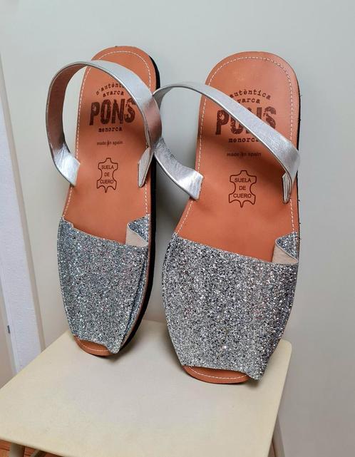 Reclame etalage sandalen Pons dames winkel formaat uniek, Verzamelen, Merken en Reclamevoorwerpen, Zo goed als nieuw, Reclamebord