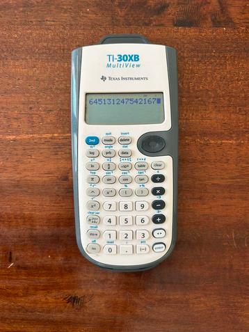 Texas Instruments TI-30XB rekenmachine beschikbaar voor biedingen