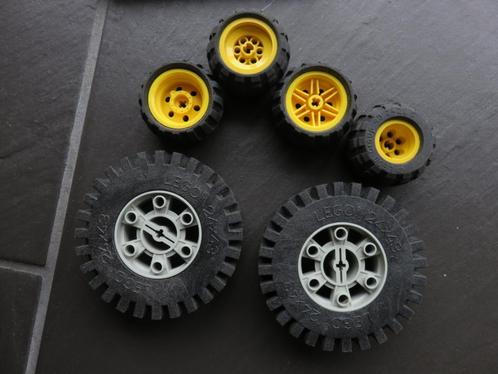 Lego technic wielen diverse grootte 8cm en van 4,3cm, Kinderen en Baby's, Speelgoed | Duplo en Lego, Gebruikt, Lego, Ophalen of Verzenden