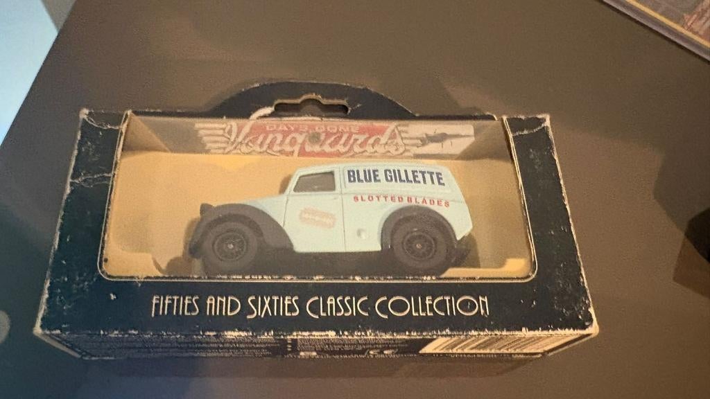 Vanguard Blue Gillette Vintage Modelauto, Ophalen of Verzenden, Zo goed als nieuw, Auto, Overige merken