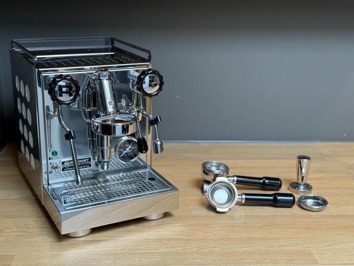 Rocket Appartamento Espressomachine Wit Inox, Witgoed en Apparatuur, Koffiezetapparaten, Gebruikt, Koffiebonen, Espresso apparaat