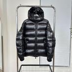 Moncler Jas - Maat L, Ophalen of Verzenden, Maat 52/54 (L)