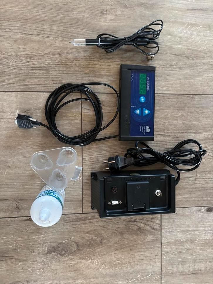 Dennerle PH / CO2 controller Evolution Deluxe, Dieren en Toebehoren, Vissen | Aquaria en Toebehoren, Gebruikt, Filter of Co2, Ophalen of Verzenden