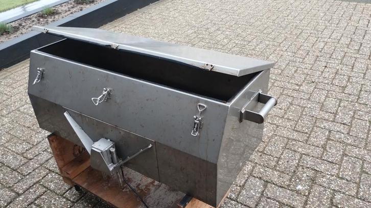 Goed onderhouden rvs duikkist  achterop de auto te plaatsen, Watersport en Boten, Duiken, Gebruikt, Ophalen