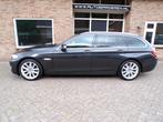 BMW 5-serie Touring 520d High Executive Automaat / Leder / N, Auto's, BMW, Automaat, Euro 5, Achterwielaandrijving, Zwart
