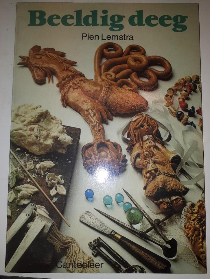 Beeldig deeg - Pien Lemstra, Boeken, Hobby en Vrije tijd, Gelezen, Ophalen of Verzenden