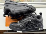 Louis V schoenen, Zwart, Nieuw, Ophalen of Verzenden, Sneakers of Gympen