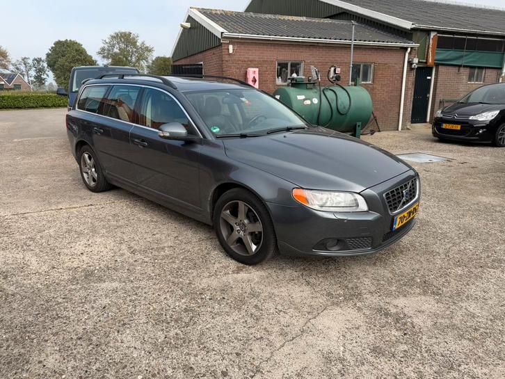 Volvo V70 2.4 D5 136KW AUT 2008 Grijs, Auto's, Volvo, Particulier, Diesel, D, Stationwagon, Automaat, Origineel Nederlands, Zilver of Grijs