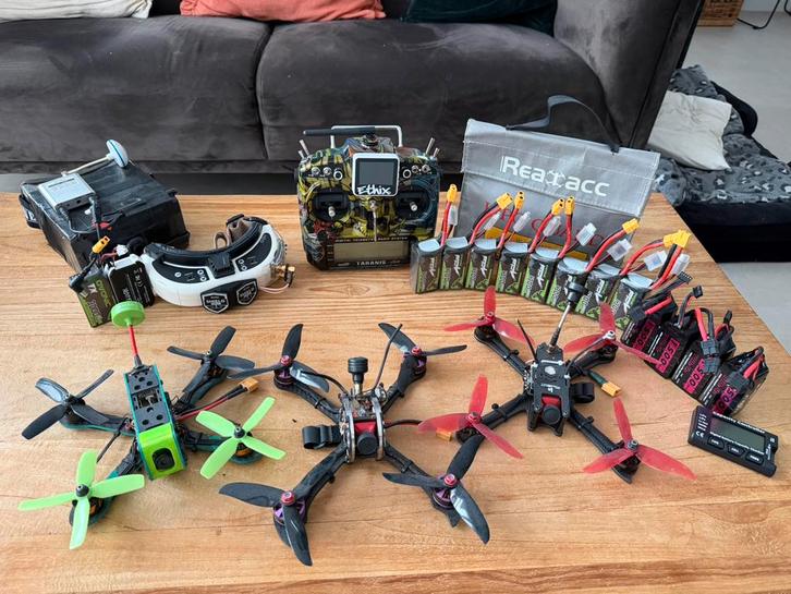 Complete fpv drone-set + Fat Shark HDO en veel extra’s, Audio, Tv en Foto, Drones, Gebruikt, Drone met camera, Ophalen of Verzenden