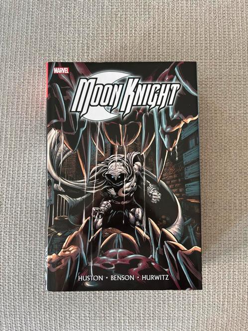 Moon Knight By Huston, Benson & Hurwitz Omnibus Cover *OOP*, Boeken, Strips | Comics, Nieuw, Complete serie of reeks, Amerika