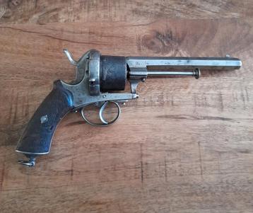 Grote nette penvuur revolver,antiek geen pistool. beschikbaar voor biedingen