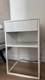 Ikea Vikhammer Nachtkastje - Nieuw!, Huis en Inrichting, Slaapkamer | Nachtkastjes, Minder dan 45 cm, Ophalen of Verzenden, Zo goed als nieuw