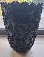 zwarte hoge bloempotten met motief, Tuin en Terras, Bloempotten, Overige materialen, Gebruikt, Rond, Binnen