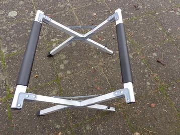 koelboxrek  kofferstandaard     hotelstandaard  beschikbaar voor biedingen