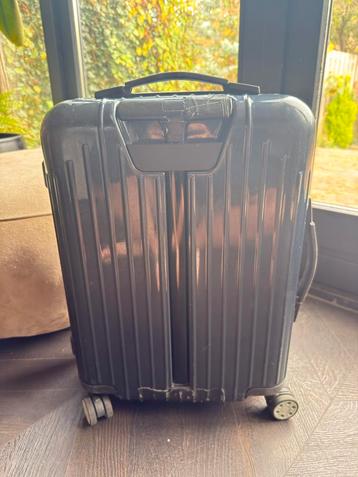 Rimowa Salsa Air Handbagage Koffer beschikbaar voor biedingen