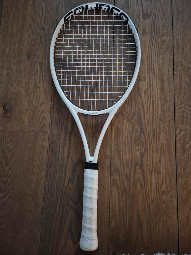 Solinco Whiteout 290 Tennisracket, Sport en Fitness, Tennis, Gebruikt, Racket, Overige merken, L2, Ophalen of Verzenden