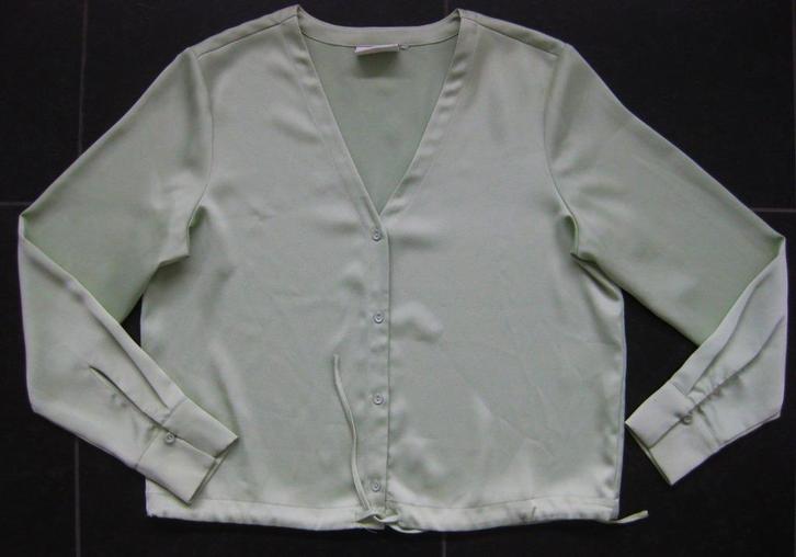 Another Label zachtgroene blouse, chique, glanzend, M, Kleding | Dames, Blouses en Tunieken, Zo goed als nieuw, Maat 38/40 (M)