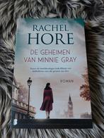 Roman • Rachel Hore - De geheimen van Minnie Gray, Ophalen of Verzenden, Zo goed als nieuw, Rachel Hore