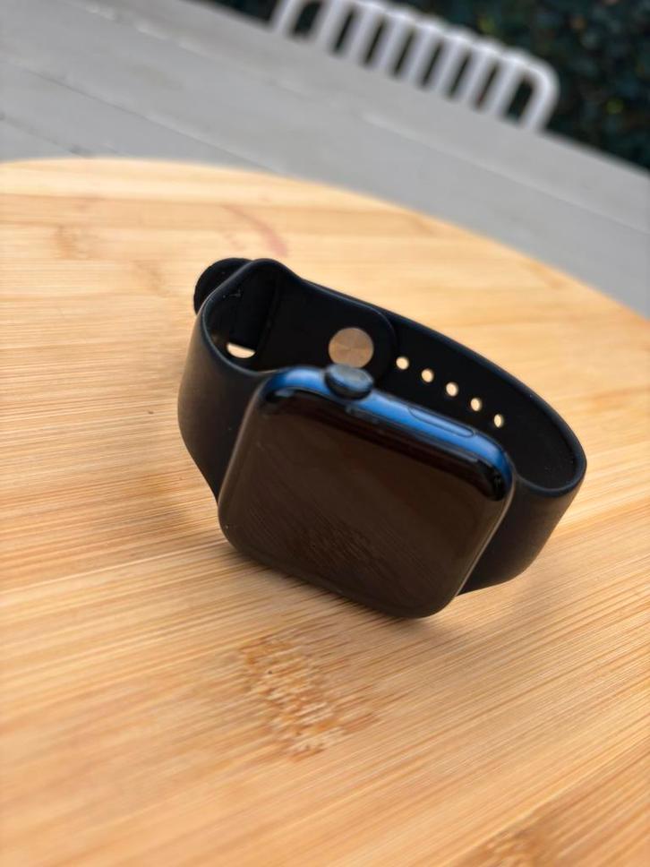 Apple Watch Series 6 - 44 mm - Blauw, Sieraden, Tassen en Uiterlijk, Smartwatches, Gebruikt, iOS, Blauw, Ophalen of Verzenden