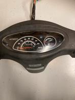 Kymco kilometerteller dashboard teller, Fietsen en Brommers, Brommeronderdelen | Scooters, Ophalen of Verzenden, Gebruikt, Overige typen