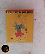 L'Equipe Magazine Pin - Sport Pin, Verzamelen, Verzenden, Gebruikt, Sport, Speldje of Pin